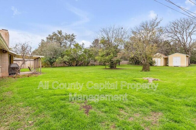 Building Photo - 112 W Mimosa Cir