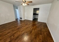 Building Photo - 3017 McGaha Ave