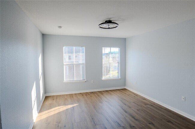 Building Photo - 8208 Downpatrick Ct