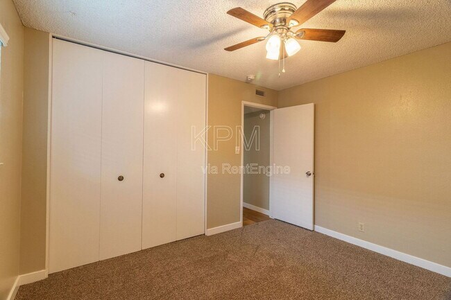 Building Photo - 1217 Aberdeen Ave