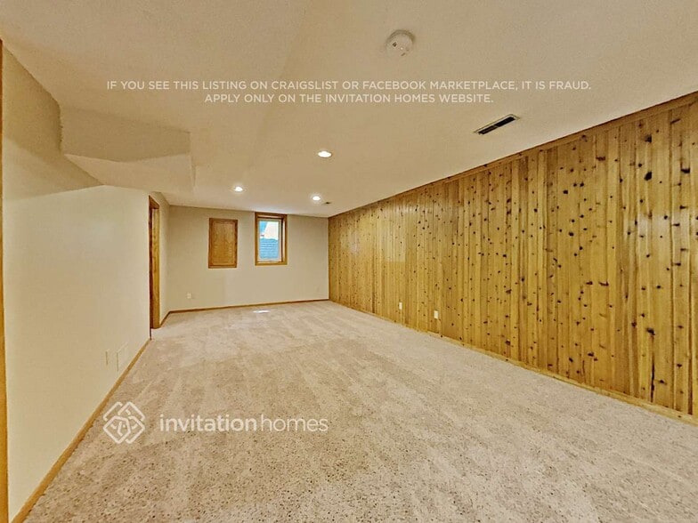 Building Photo - 2443 Granada Ave N