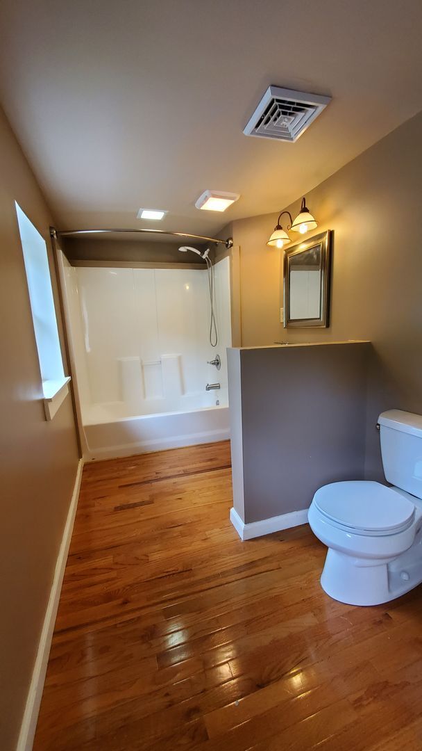 Building Photo - 4 Bedroom House for Rent