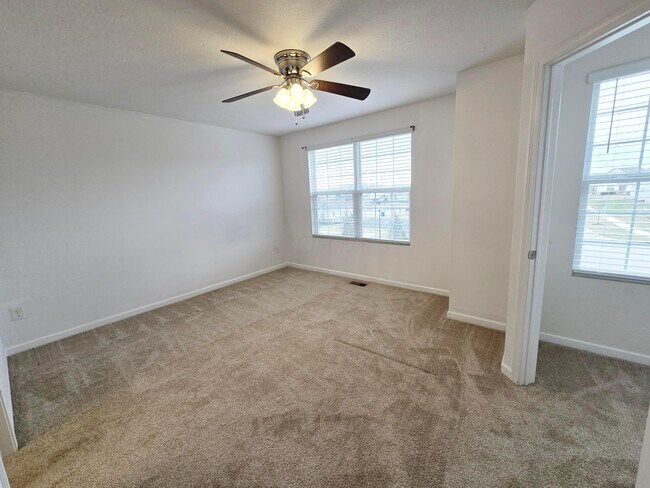 Building Photo - 2132 Canter St