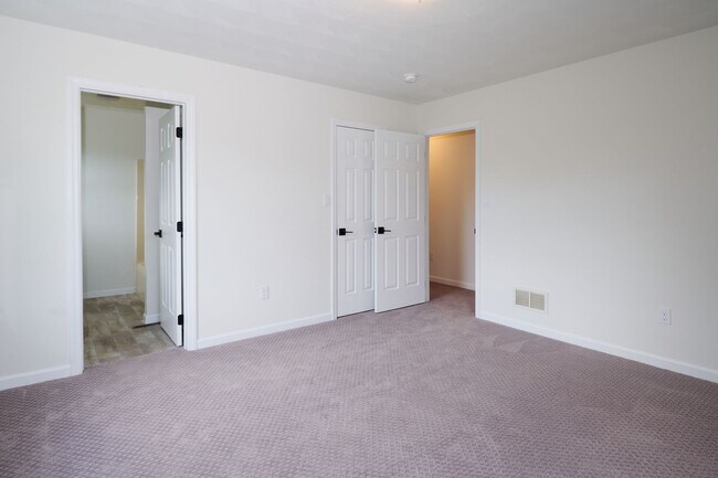 Building Photo - 3017 Fairchild Ln
