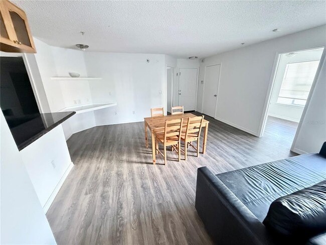 Building Photo - 4105 Tropical Isle Blvd