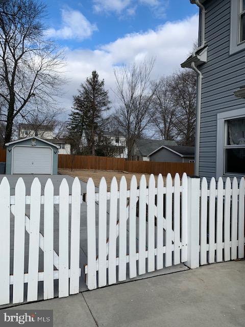 Building Photo - 4718 Ruatan St