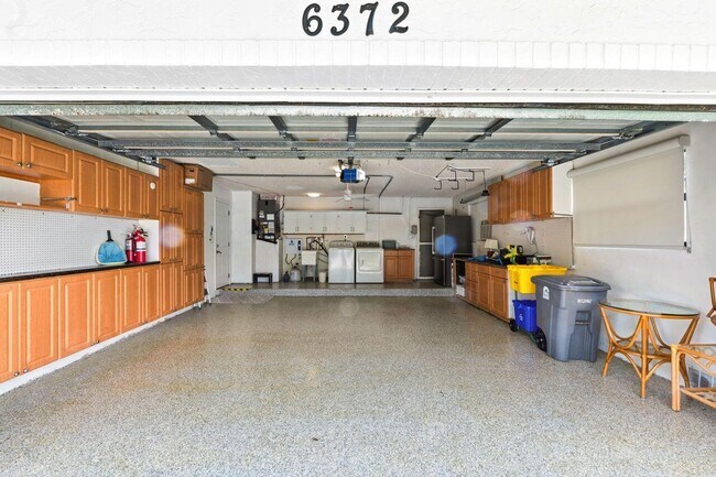 Building Photo - 6372 Sleepy Willow Way