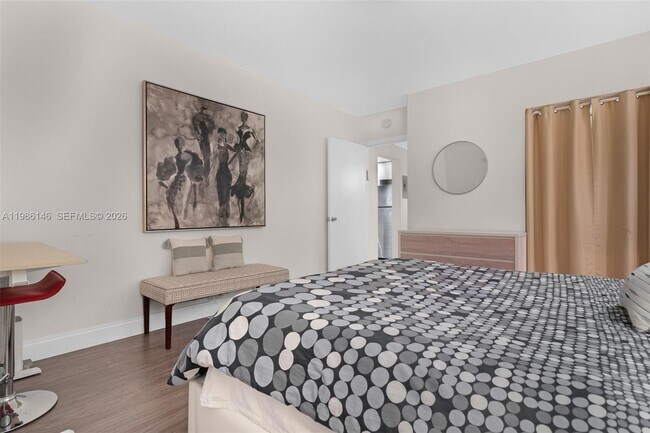 Building Photo - 1117 Meridian Ave