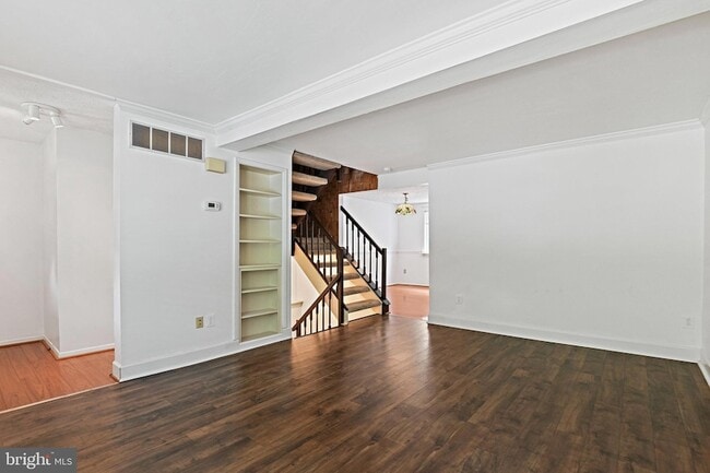 Building Photo - 1646 Barnstead Dr
