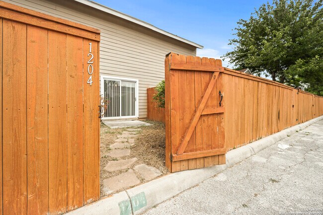 Building Photo - 9140 Timber Path