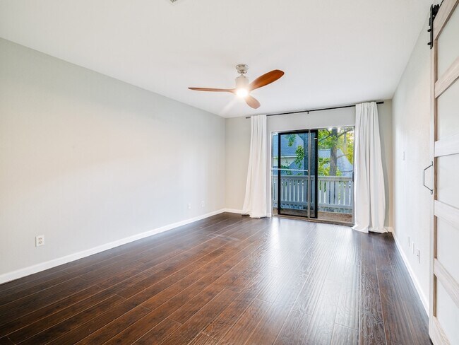 Building Photo - 14911 Wunderlich Dr