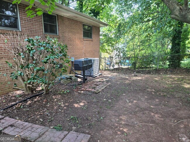 Building Photo - 1793 Cherry Valley Cir SE