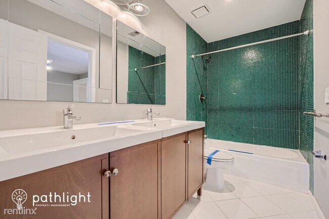 Building Photo - 4 br, 3 bath House - 5390 Overbend Trl UNIT