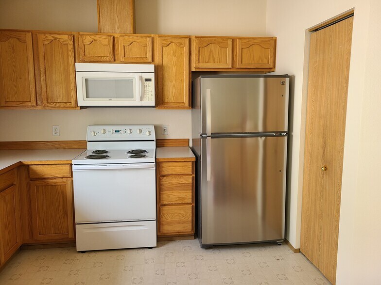 Building Photo - 2964 Sprague St