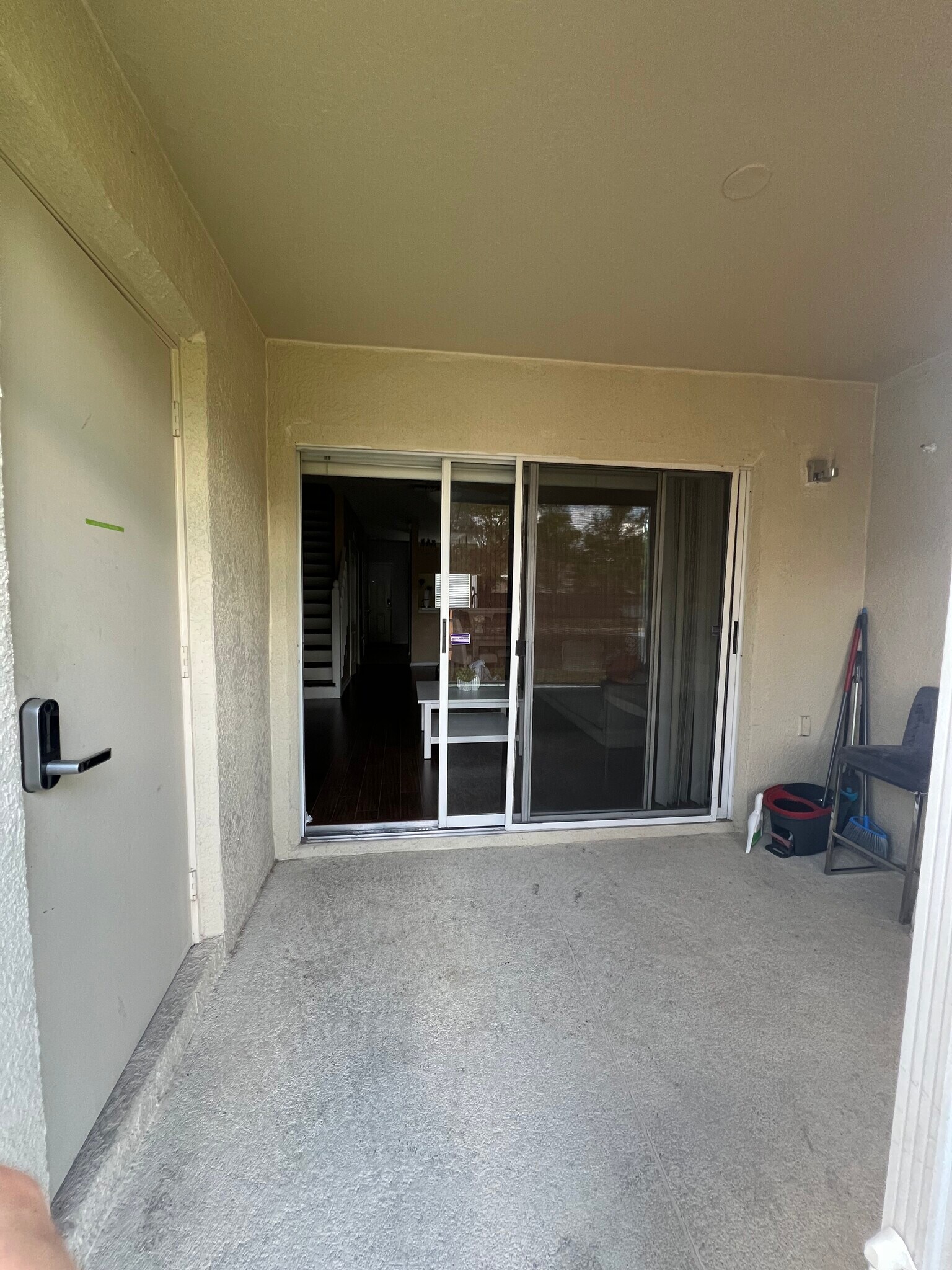 Building Photo - 1132 Kennewick Ct