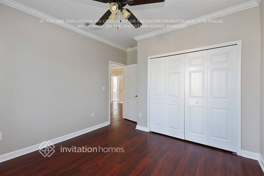 Building Photo - 14004 SW 154th St