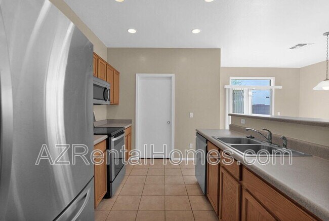 Building Photo - 6308 S 69th Glen