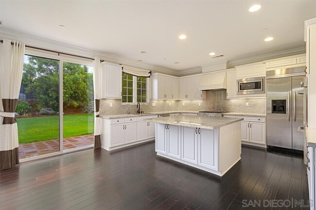 Building Photo - 16232 Almanor Way