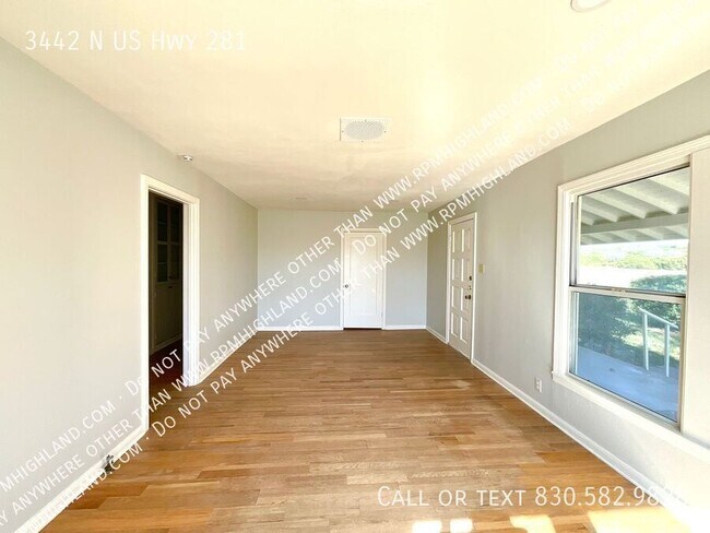 Building Photo - 3442 N U.S. Hwy 281