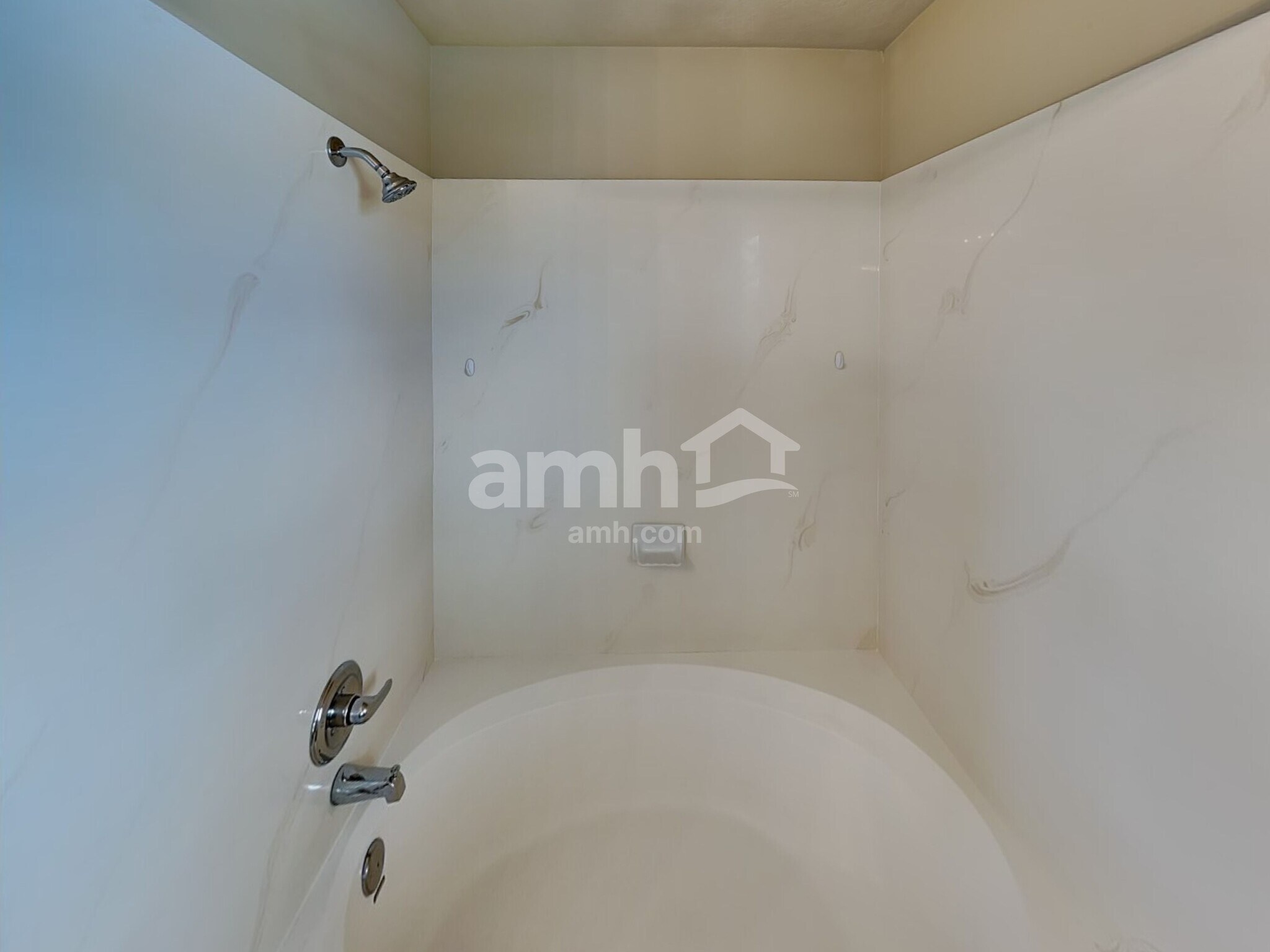 Building Photo - 1012 York Dr