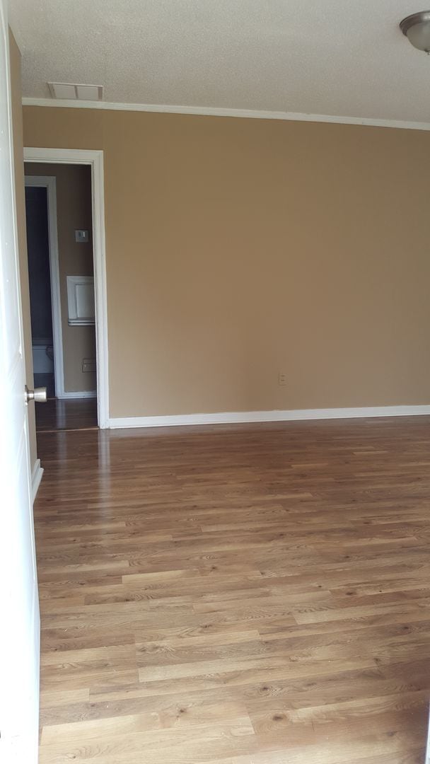 Building Photo - 1390 Grand St