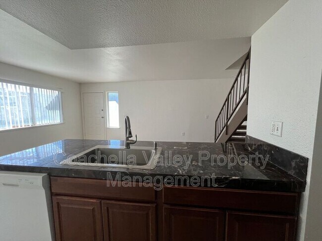 Building Photo - 72632 Raven Rd