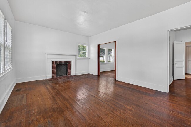 Building Photo - 251 Forbes Ave
