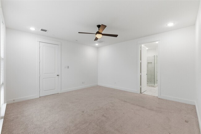 Building Photo - 4605 Lavatera St