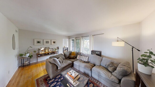 Building Photo - 4985 Curry Dr