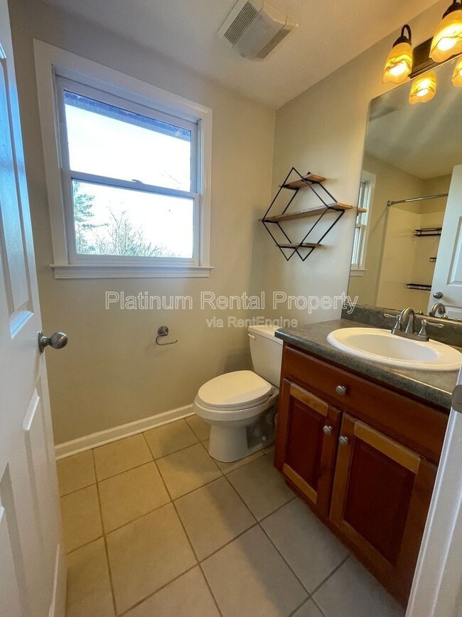 Building Photo - 265 Hound Dog Ln