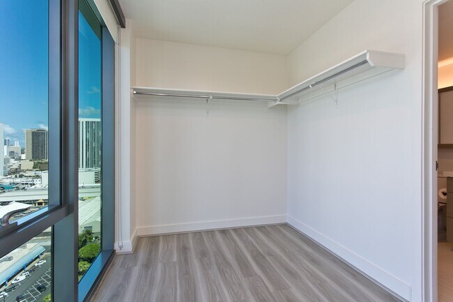 Building Photo - 600 Ala Moana Blvd