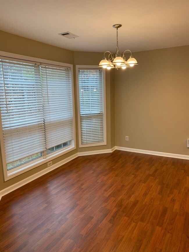 Building Photo - Charming 3BR/2.5BA Cul-de-Sac Home in Sought-After Avensong Community!