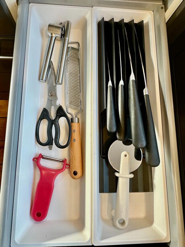 Building Photo - 6505 Skyfarm Dr