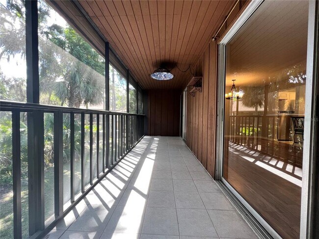 Building Photo - 100 Sweetgum Woods Ct