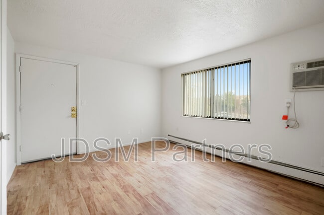Building Photo - Bryant Apartments