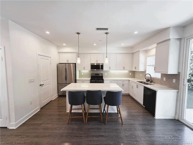 Building Photo - 6747 Rhea Ct