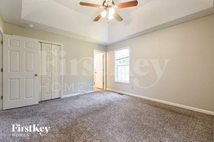 Building Photo - 4112 Springridge Trce SW