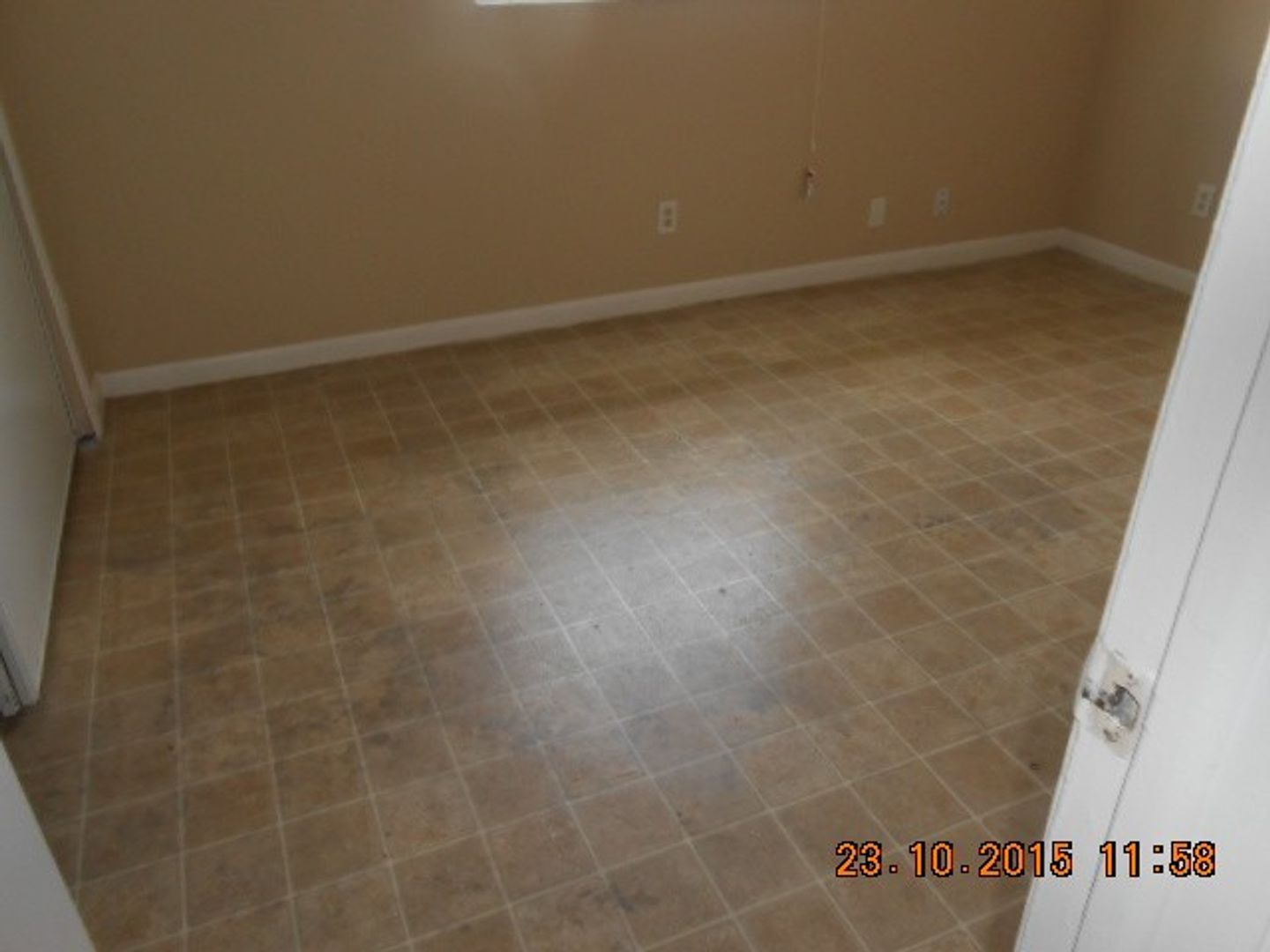 Building Photo - 233 SE Van Loon Terrace