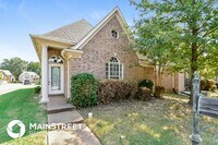 Building Photo - 2416 Gardenbrook Dr