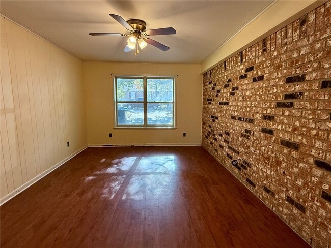 Building Photo - 1501 Stacey St