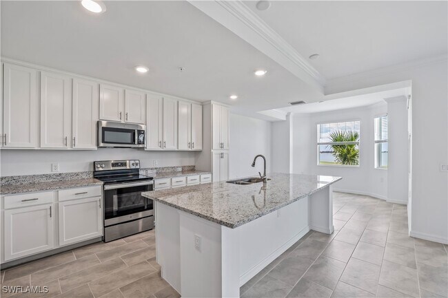 Building Photo - 43060 Greenway Blvd