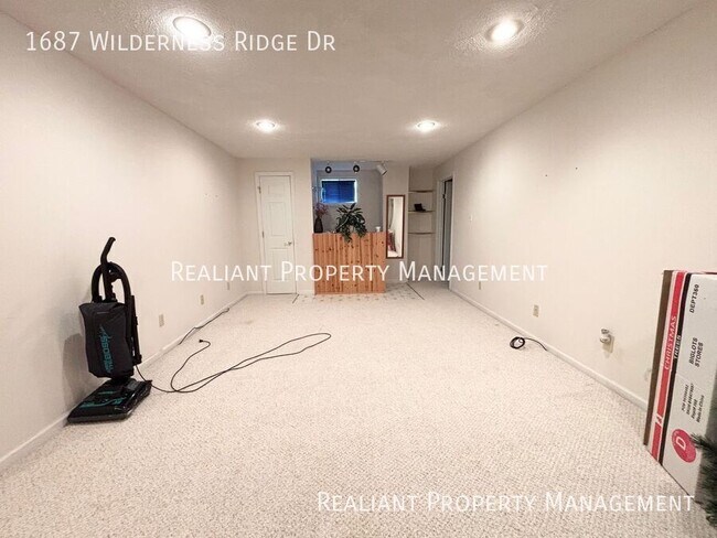 Building Photo - 1687 Wilderness Ridge Dr