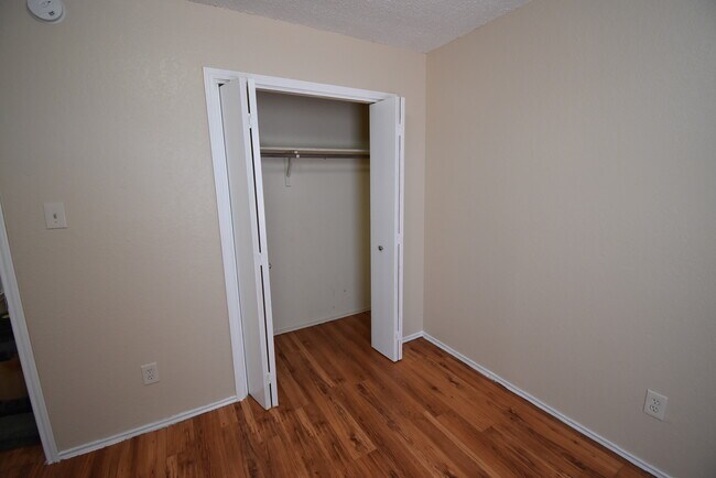 Building Photo - Four Plex