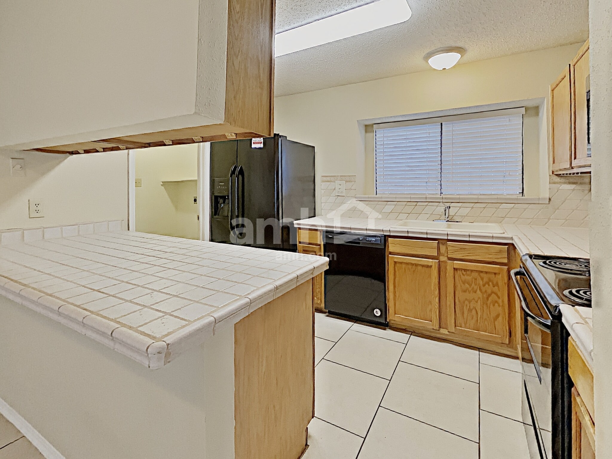 Building Photo - 734 Cypresscliff Dr