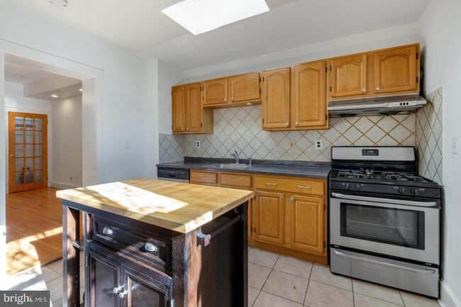 Building Photo - 2541 Coral St