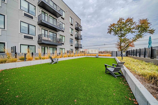 Building Photo - 120 W Passaic St