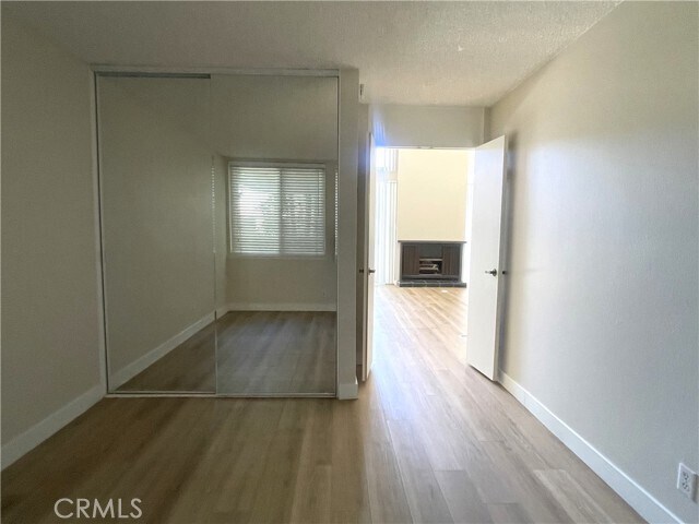 Building Photo - 1007 S Catalina Ave