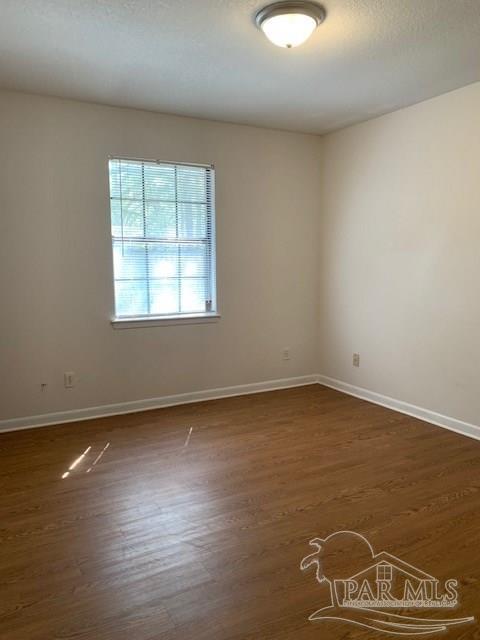 Building Photo - 4171 Ravenwood Dr