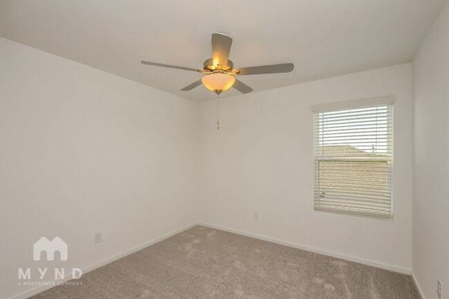 Building Photo - 2749 Mistwood Dr