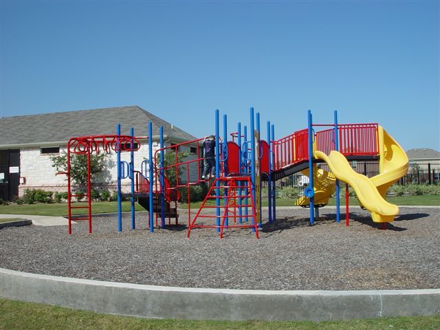 Building Photo - 8911 Valley River Dr